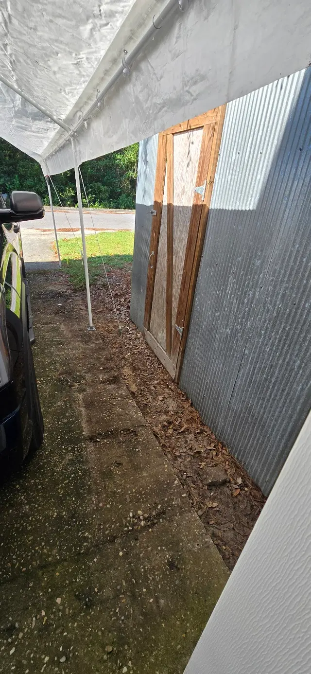 Hunny Bees Junk Removal, LLC — customer photo 3