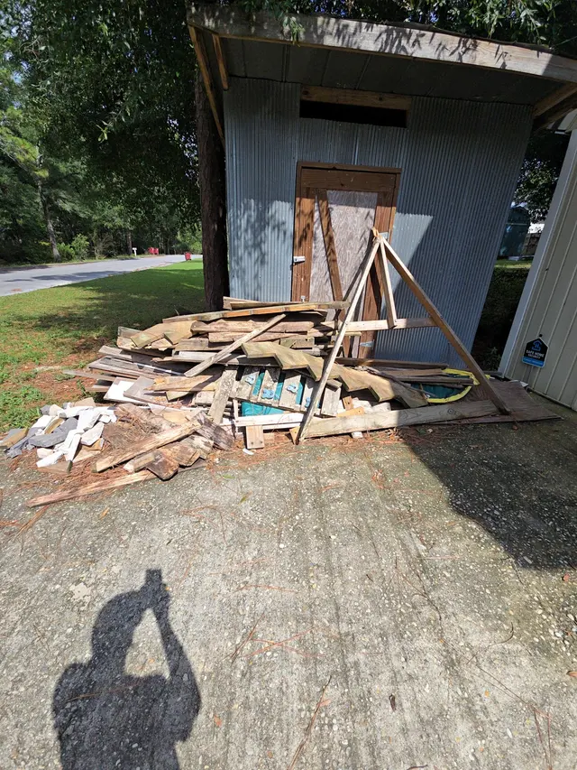 Hunny Bees Junk Removal, LLC — customer photo 2