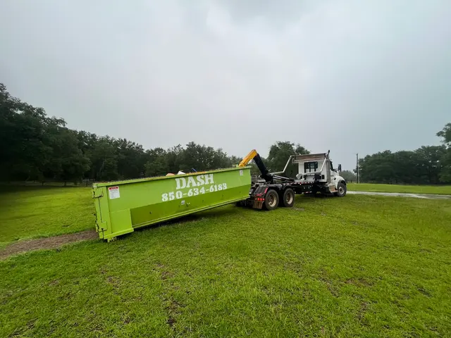 Dash Dumpsters — photo from the business 4