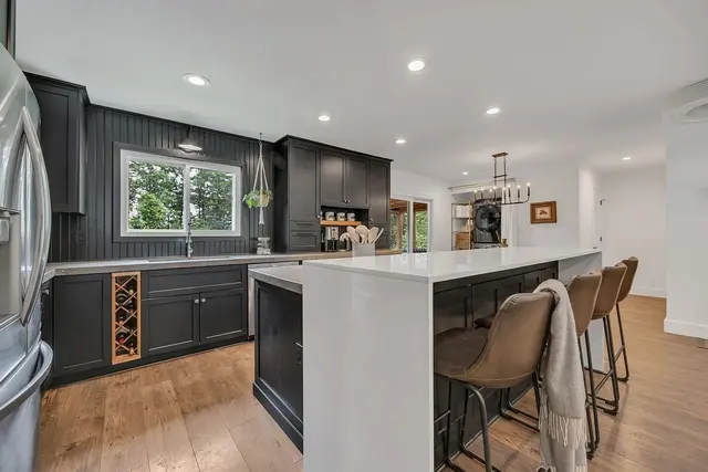 The Ward Group at Benchmark Realty — customer photo 9