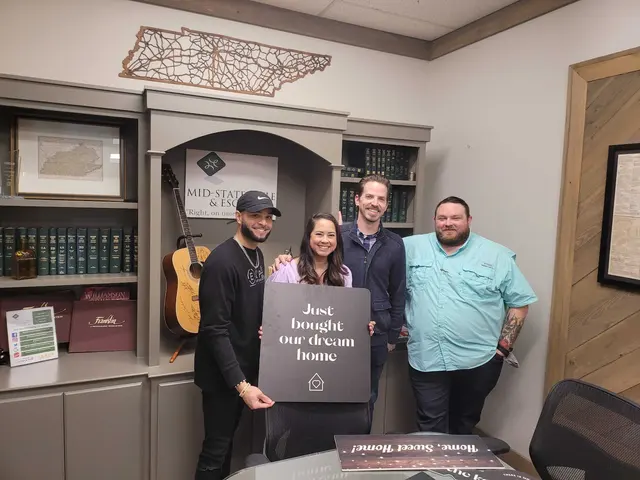 The Ward Group at Benchmark Realty — photo from the business 6