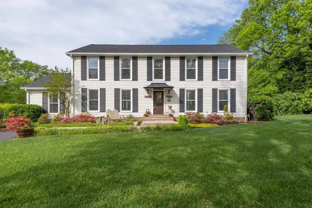 FYKES Realty Group — photo from the business 8