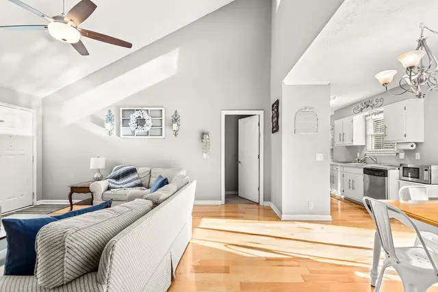 FYKES Realty Group — photo from the business 11