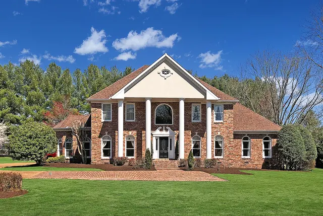 CHORD Real Estate — photo from the business 10