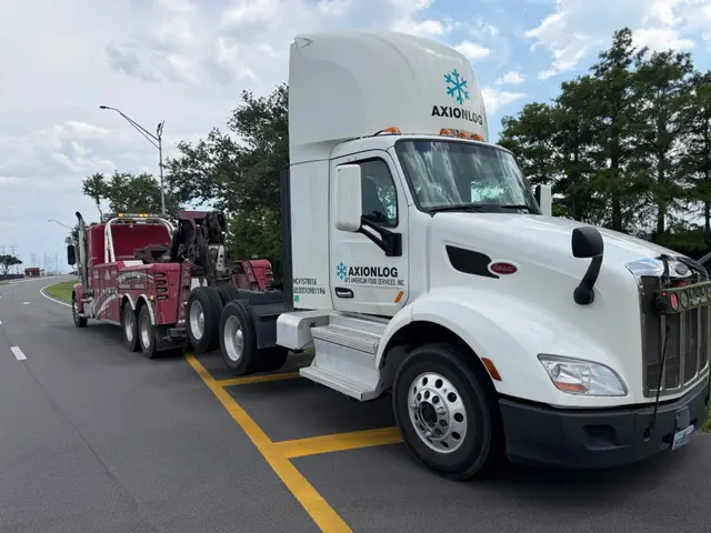 Junior's Towing LLC — customer photo 9