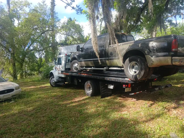 Junior's Towing LLC — customer photo 12
