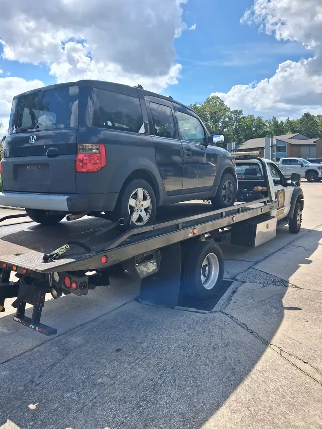 Carrolls Towing Roadside Assistance — customer photo 8