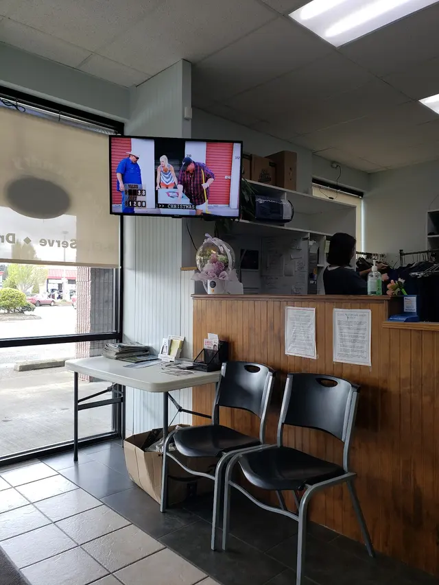 Yelm Laundry Center — customer photo 6