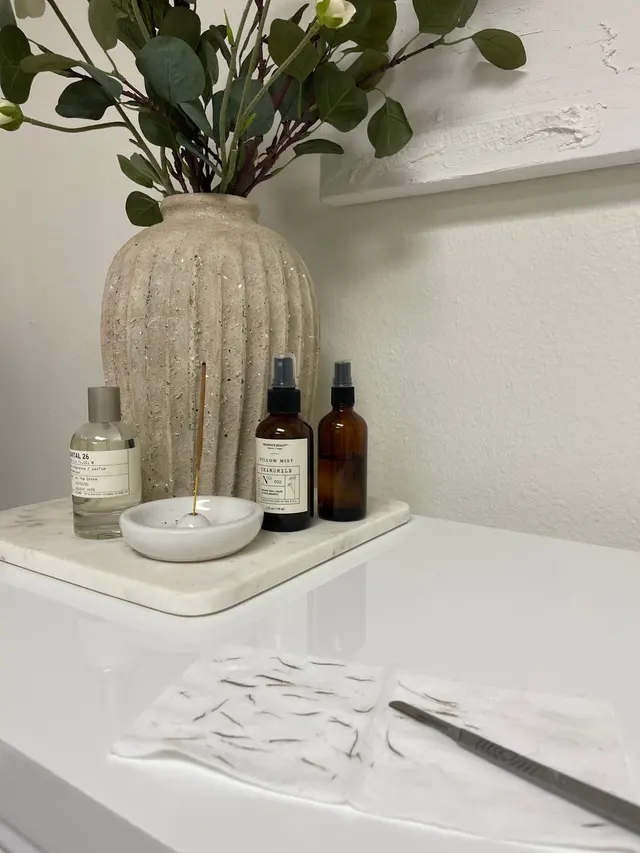 Evolution Skyn Aesthetics - Dermaplaning + Acne Expert + DMK Facialist — photo from the business 2