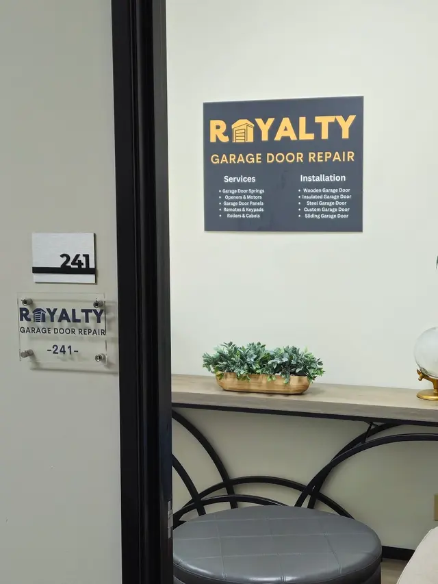 Royalty Garage Door Repair — photo from the business 5