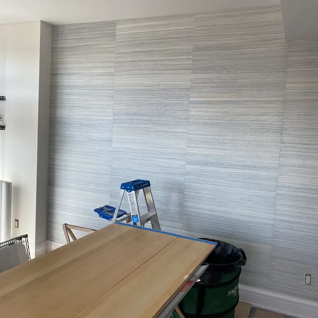 Wallpaper installation New York — photo from the business 4