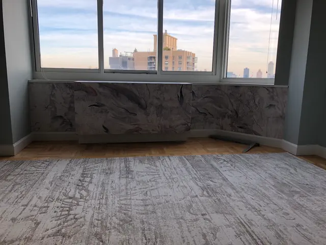 Wallpaper installation New York — photo from the business 10