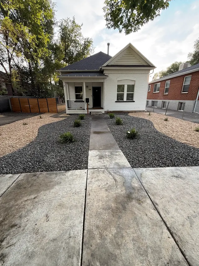 ROMERO LANDSCAPING SERVICES LLC — photo from the business 4
