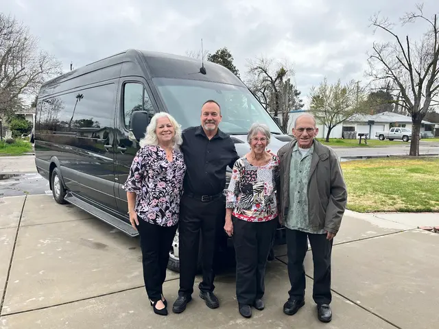 Magic World Limousine - Limousine & Party Bus — customer photo 10