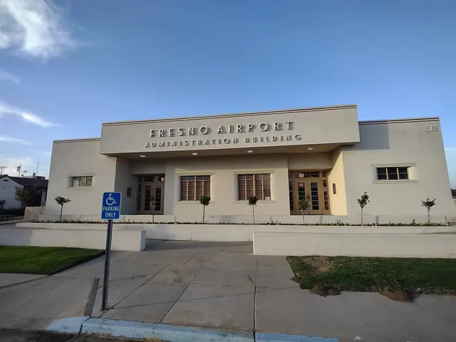 Fresno Chandler Executive Airport — customer photo 1