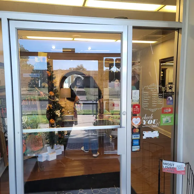 Skin and Body Refinery — customer photo 10