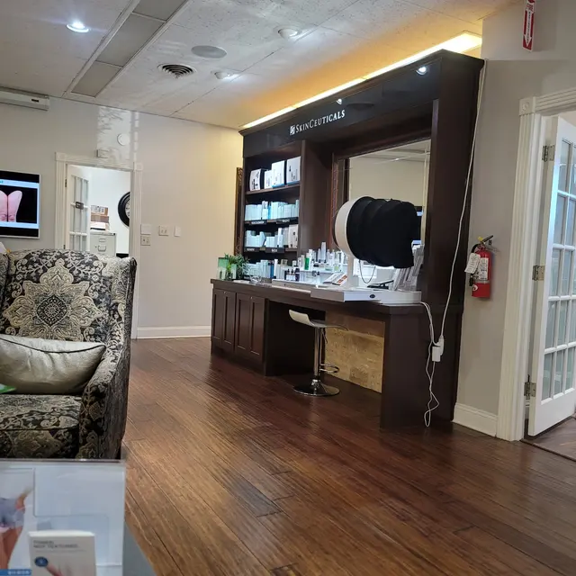 Skin and Body Refinery — customer photo 6
