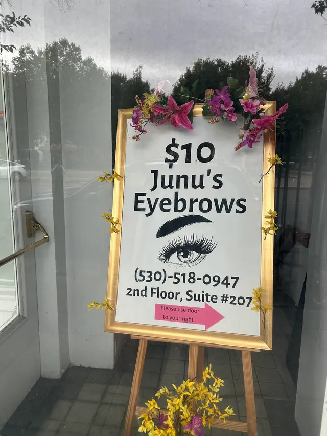 Junu's Eyebrows — customer photo 6