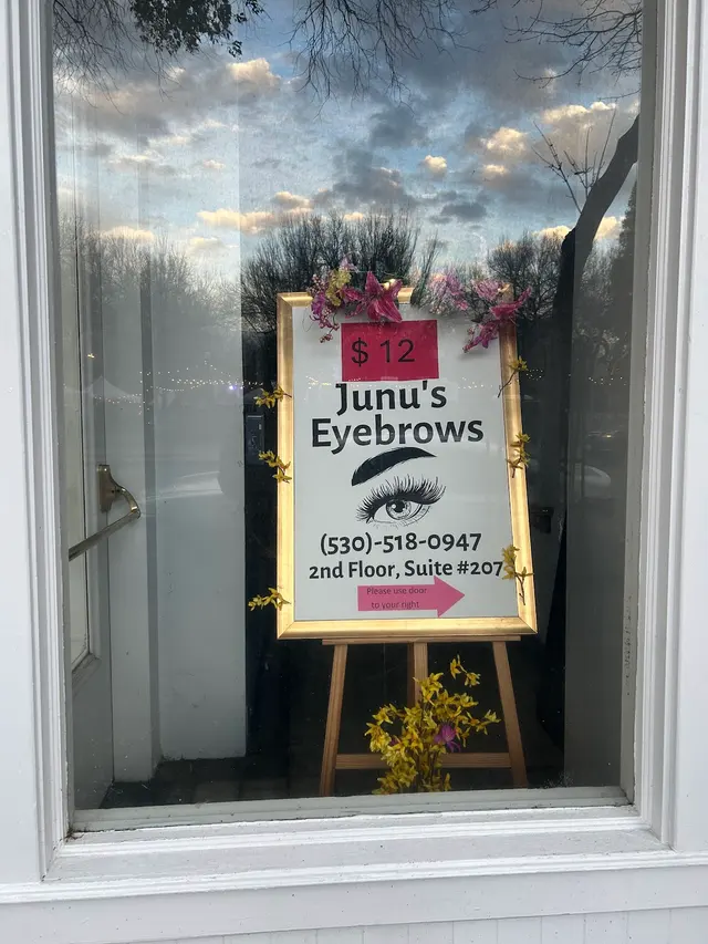 Junu's Eyebrows — customer photo 3
