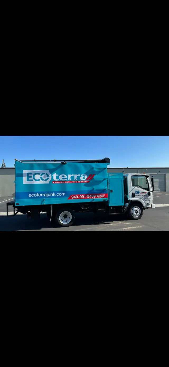 Ecoterra Professional Junk Removal — photo from the business 1