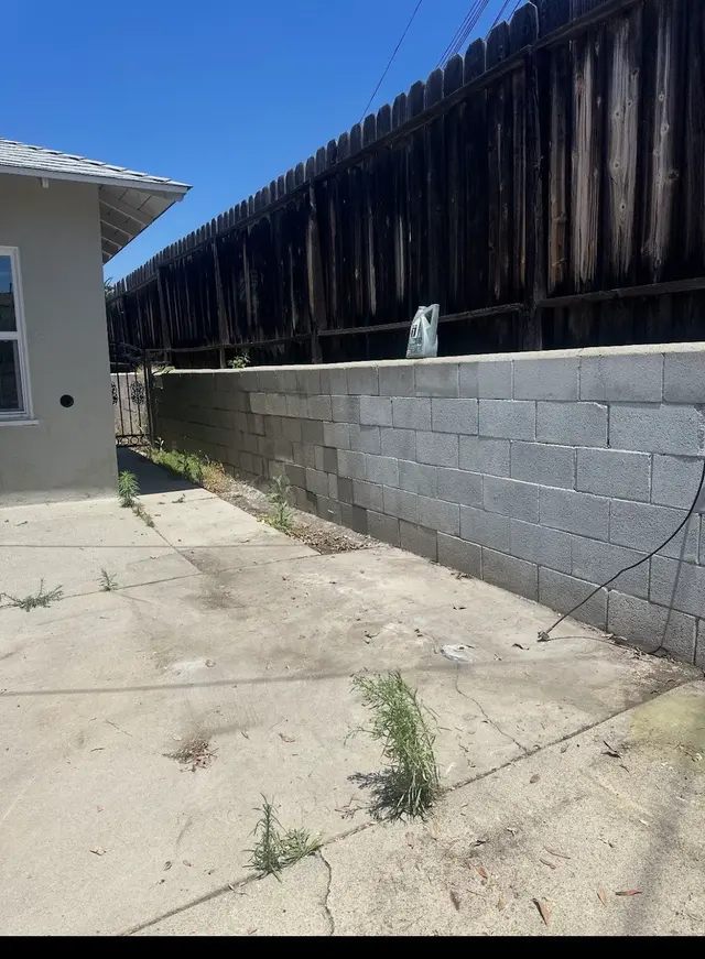 Roa Solution Junk Removal — photo from the business 8