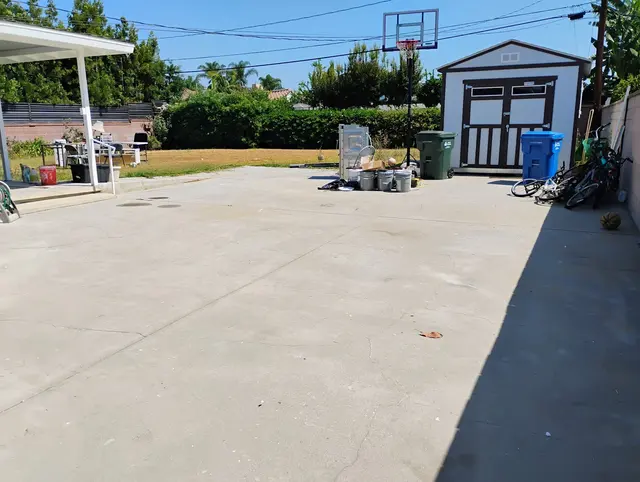 Dave's Cheap Removal LLC — photo from the business 3