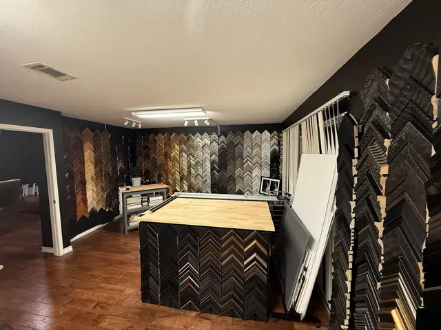 Clark's Barber + Beauty Lago Vista — photo from the business 8