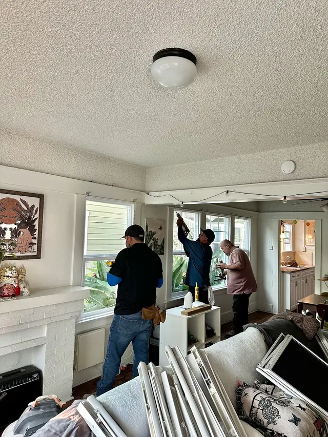 Flores Windows — photo from the business 12