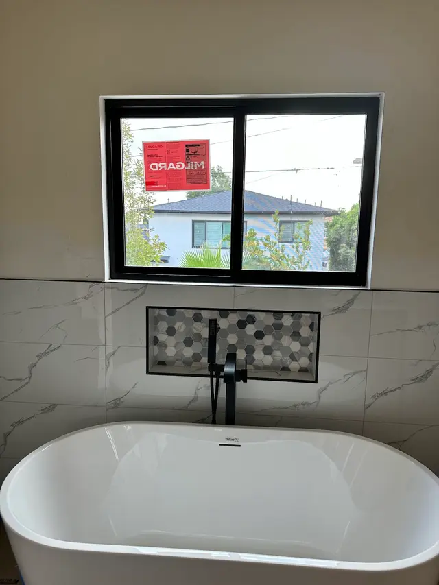 Flores Windows — photo from the business 11