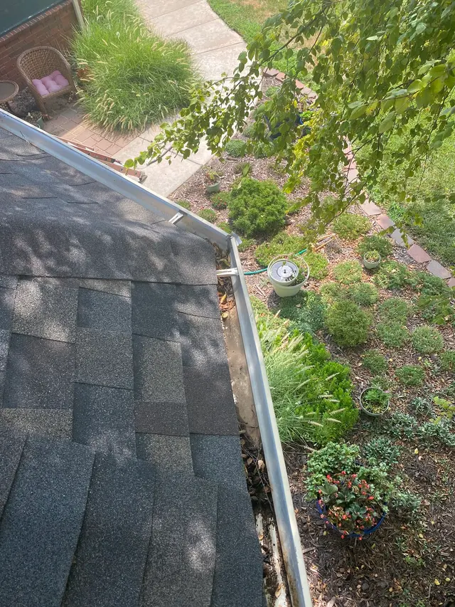 1st Due Pressure Washing and Gutter Cleaning LLC — photo from the business 6