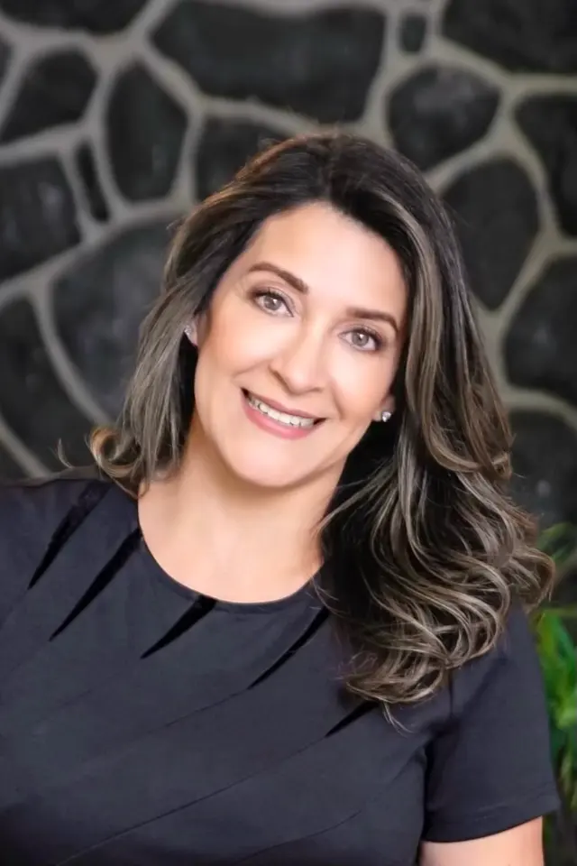 Angela Sosa | Vista Sotheby’s International Realty — photo from the business 1