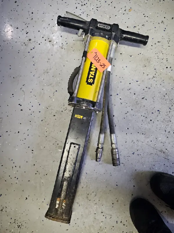 Automotive Lift Services — photo from the business 5
