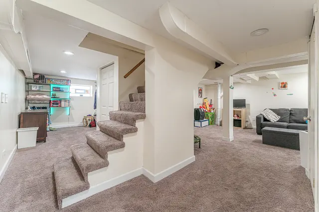 Robert Medinger, Keller Williams Preferred — photo from the business 11