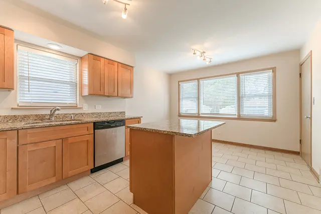 Robert Medinger, Keller Williams Preferred — photo from the business 9