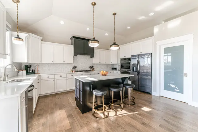 Robert Medinger, Keller Williams Preferred — photo from the business 2