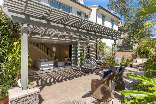 Real Estate Eastvale — photo from the business 9