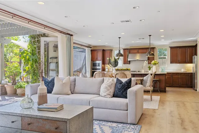 Real Estate Eastvale — photo from the business 1