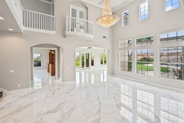 Real Estate Eastvale — photo from the business 4