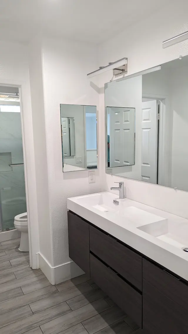 Real Estate Eastvale — photo from the business 12