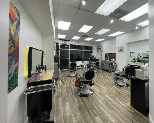 MANE STUDIO ONE — customer photo 3