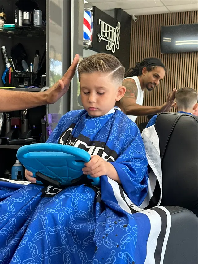 Dapper Barbershop — photo from the business 9