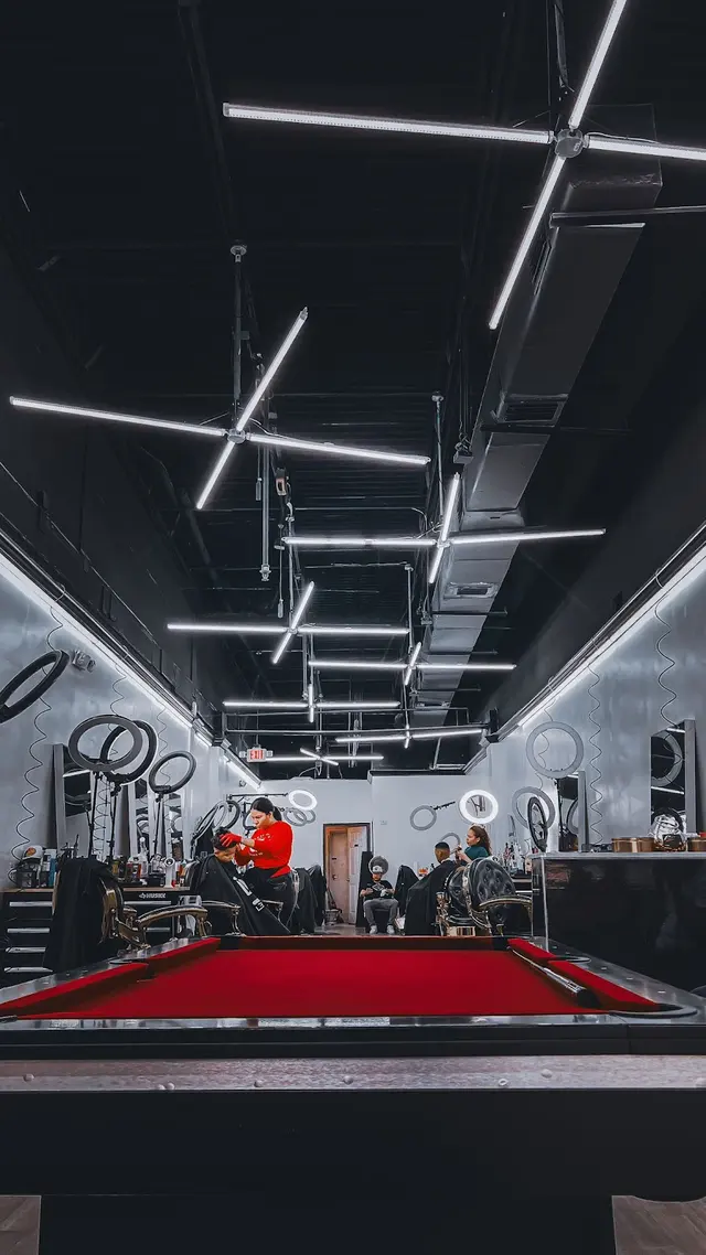 Astros Barbershop — photo from the business 5