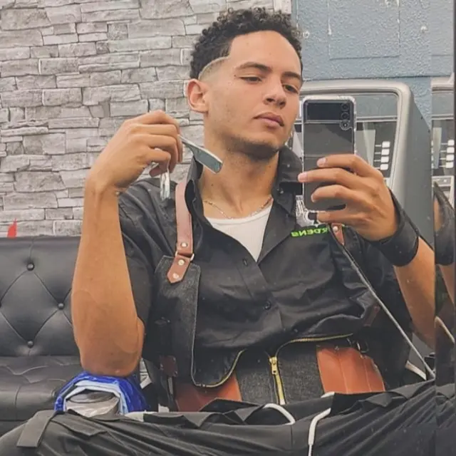 Gentlemens Mobile Barbershop — photo from the business 12