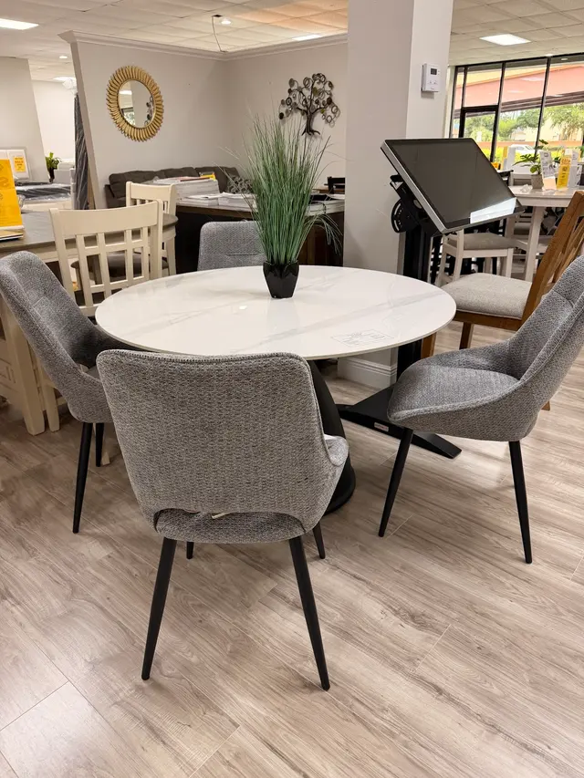 Orlando Furniture Outlet — customer photo 8