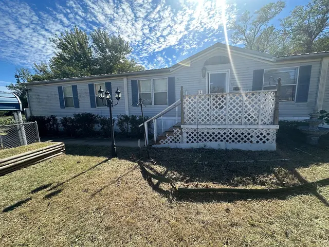 v's landscaping and junk removal LLC — customer photo 8