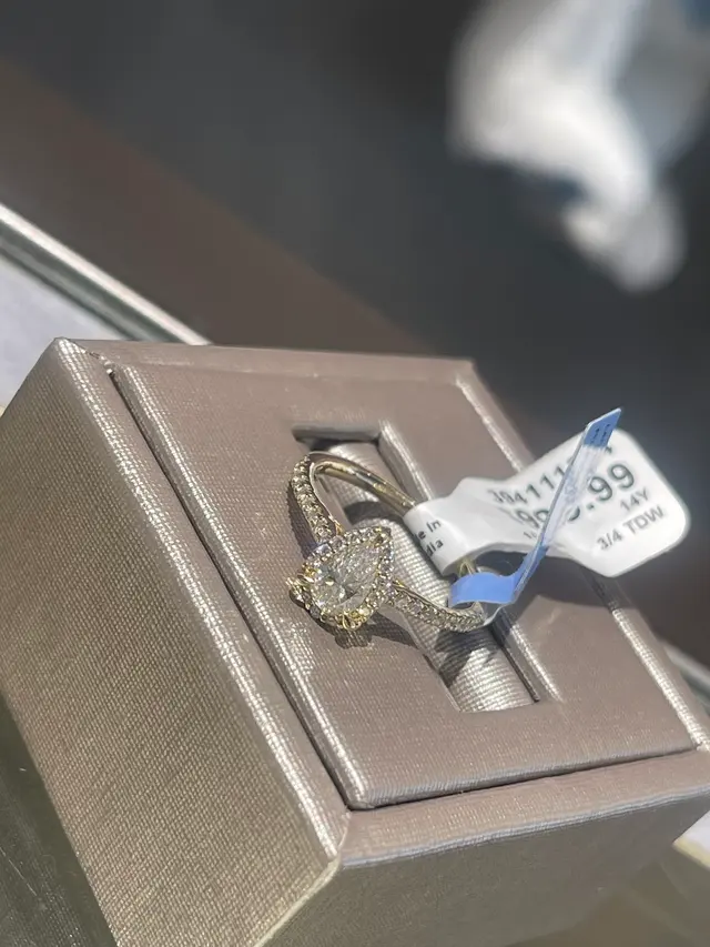 KAY Jewelers — customer photo 9