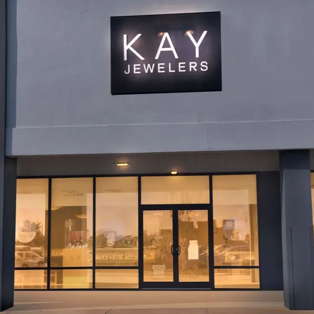 KAY Jewelers — photo from the business 1