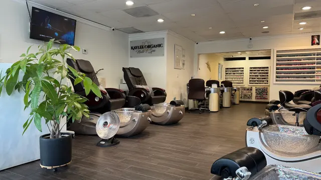 Kaylee Organic Nails Spa — photo from the business 10