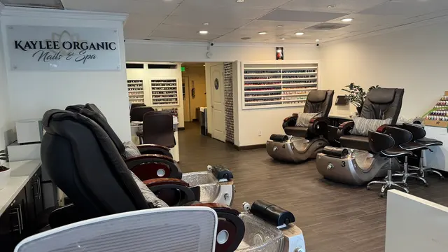 Kaylee Organic Nails Spa — photo from the business 4
