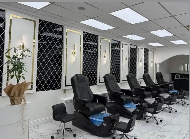 Aphina Nail Salon — photo from the business 12